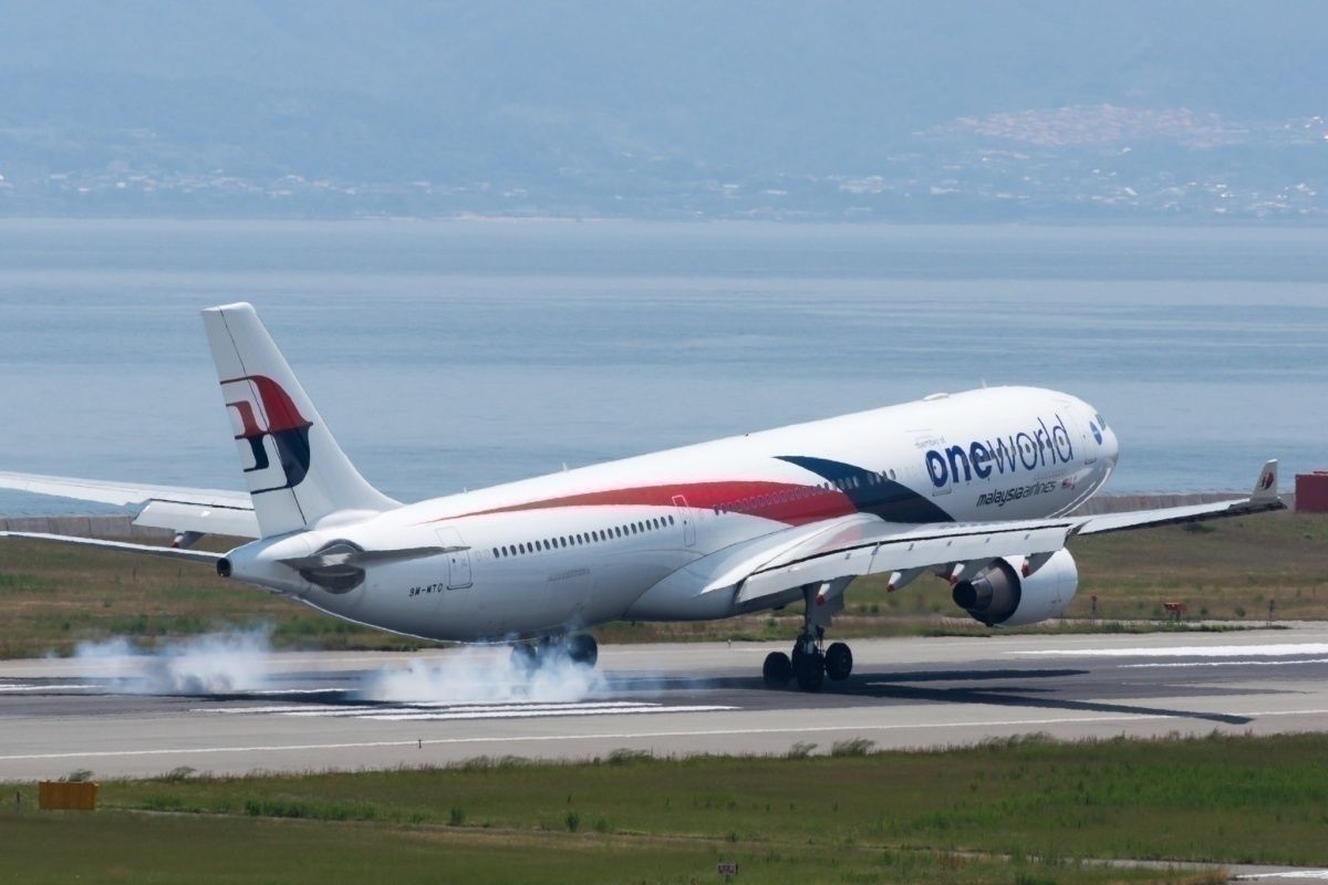 Wow: Malaysia Airlines Needs $5 Billion To Stay Afloat