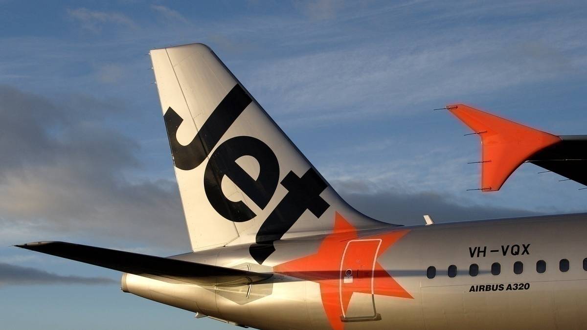 Hundreds Stranded As IT Issue Grounds Jetstar Flights