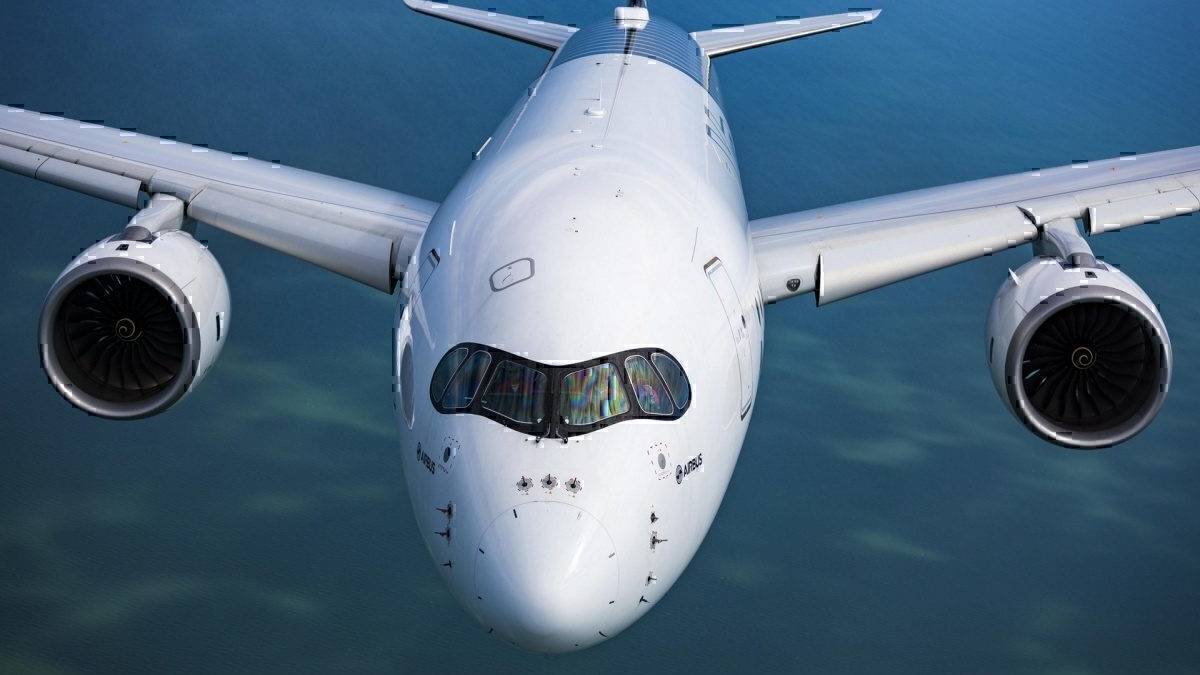 Meet "Merkel One": The New German Air Force Airbus A350
