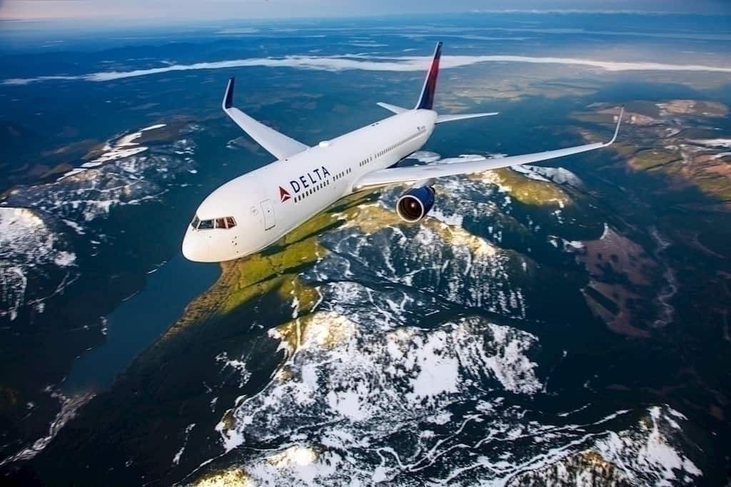 2 Delta Passengers Removed Over Phones' Wifi Hotspot Name