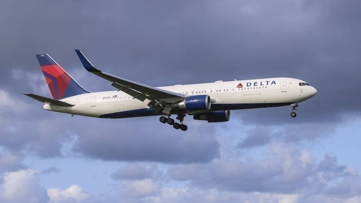 Lower Fuel Costs Lead To Record Breaking Year For Delta