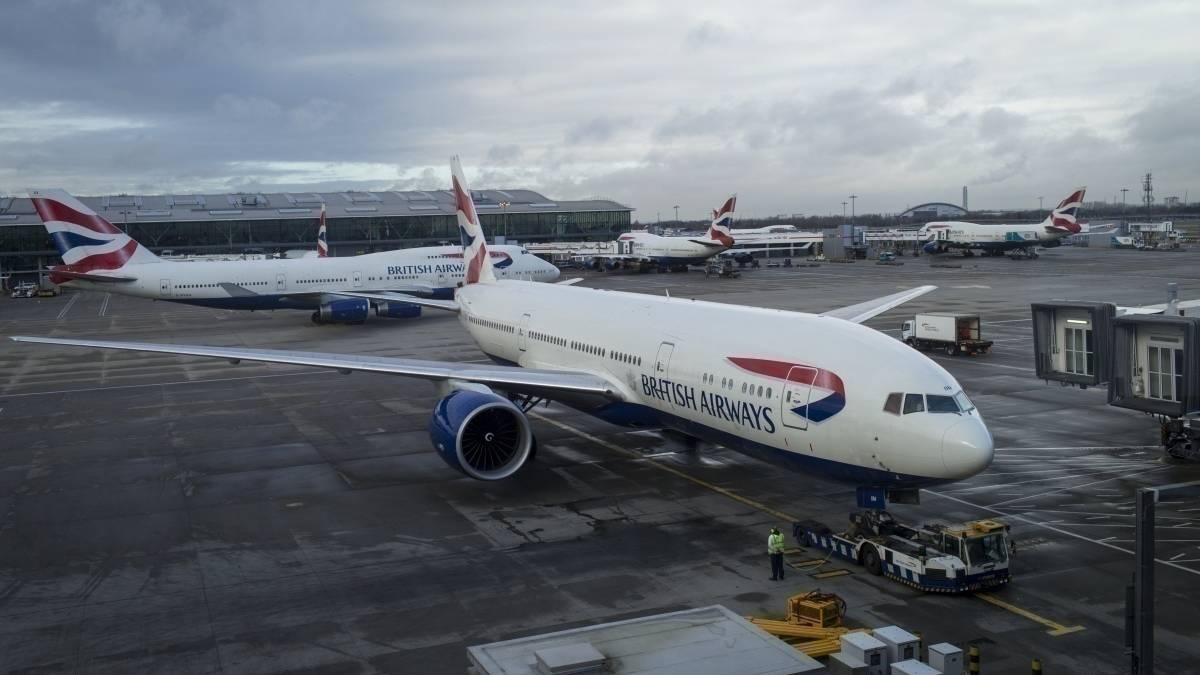 British Airways Pilots Vote To Accept Temporary Pay Cuts