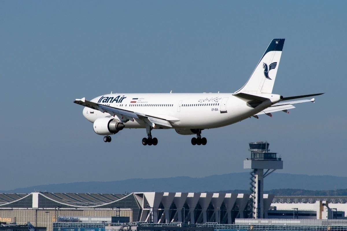Which Airlines Fly To Iraq And Iran?