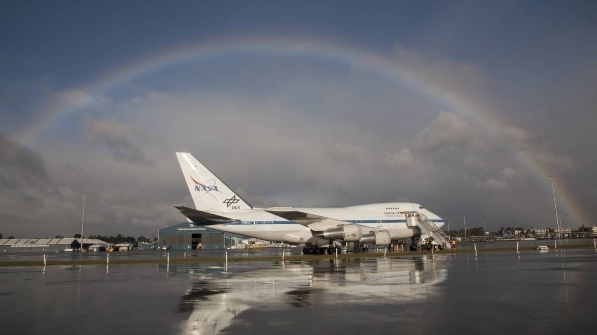 The Most Unusual Boeing 747? Meet NASA'S SOFIA Flying Telescope