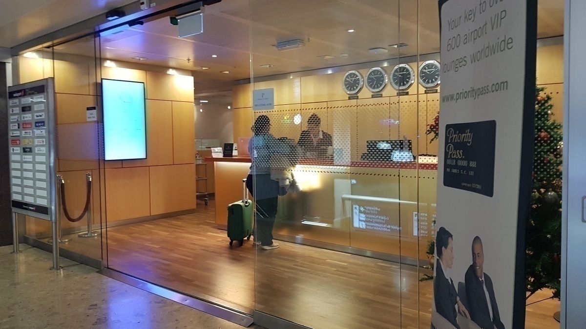 Lounge Review - Swissport Horizons Lounge Geneva