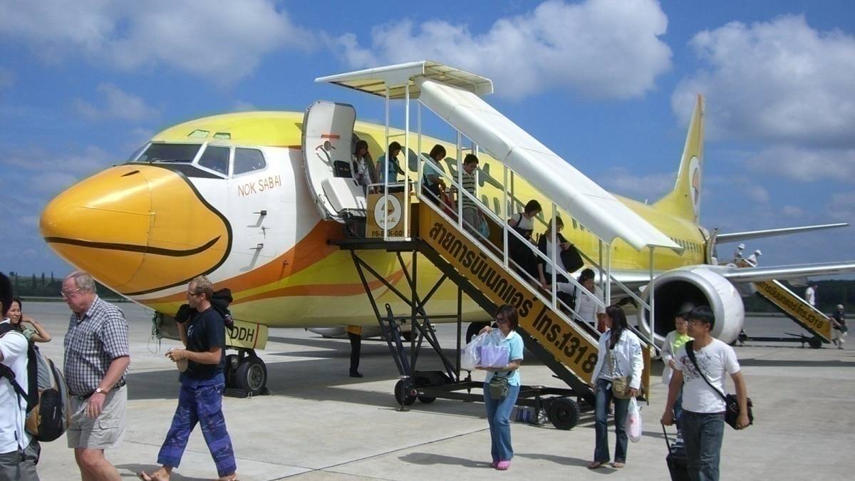 Tragedy In Bangkok: Airport Worker Crushed By Boeing 737