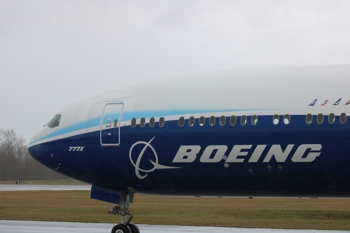 Why Boeing 777X Windows Are Placed Higher In The Fuselage