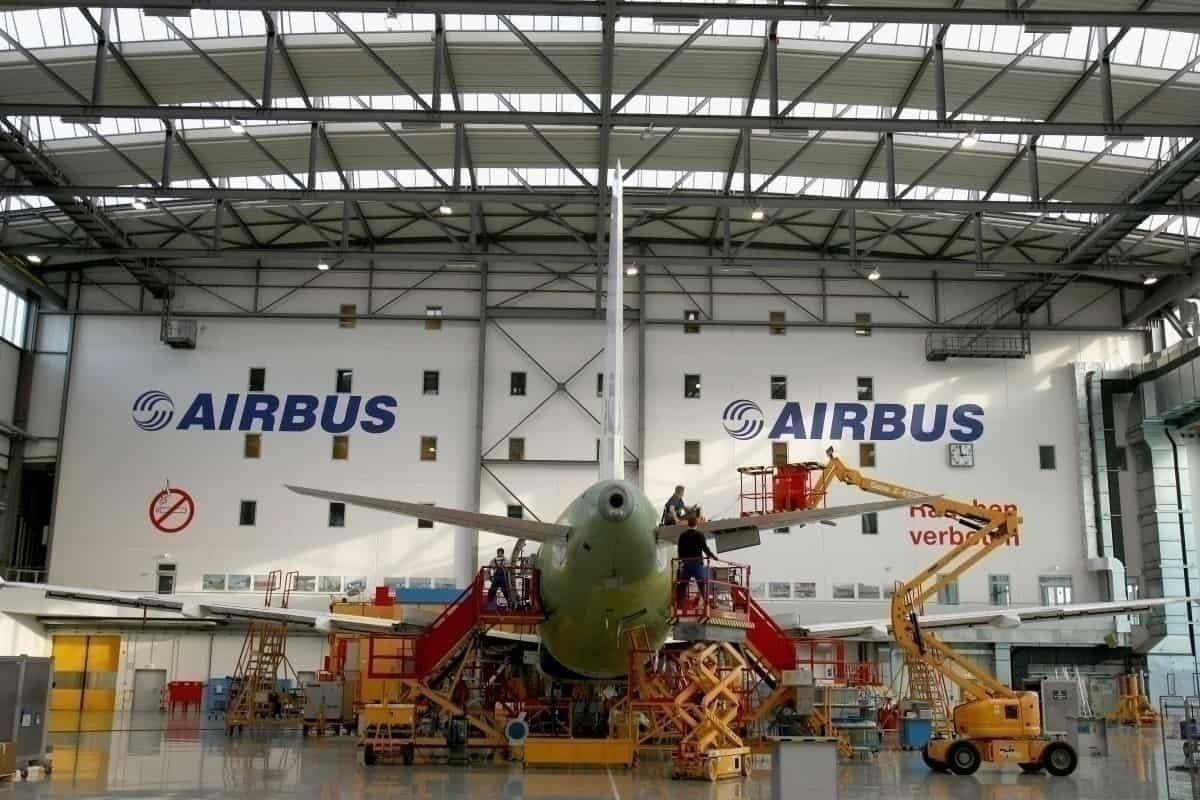 Airbus Cuts Plane Production By One Third