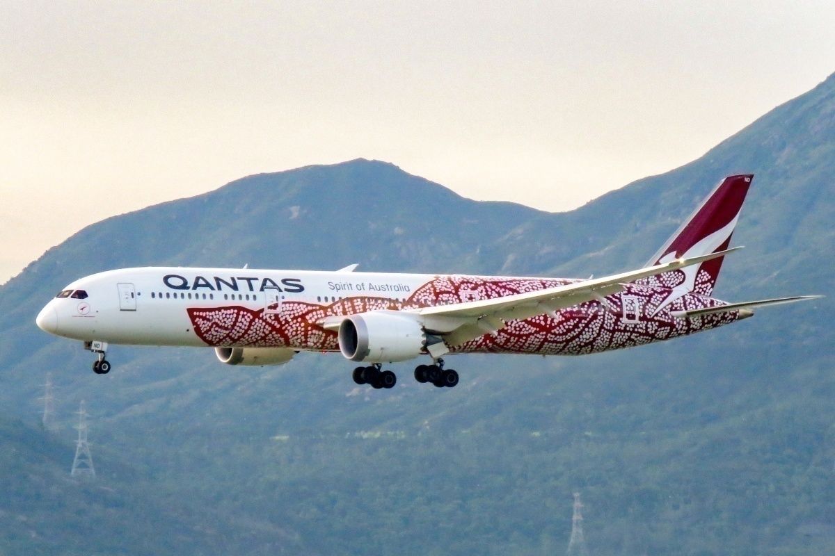Qantas Boeing 787 Returns To London After Reported Tail Strike