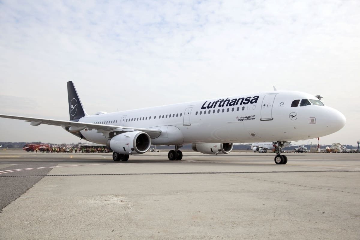 Virus Fear Effectively Grounds 150 Lufthansa Group Aircraft