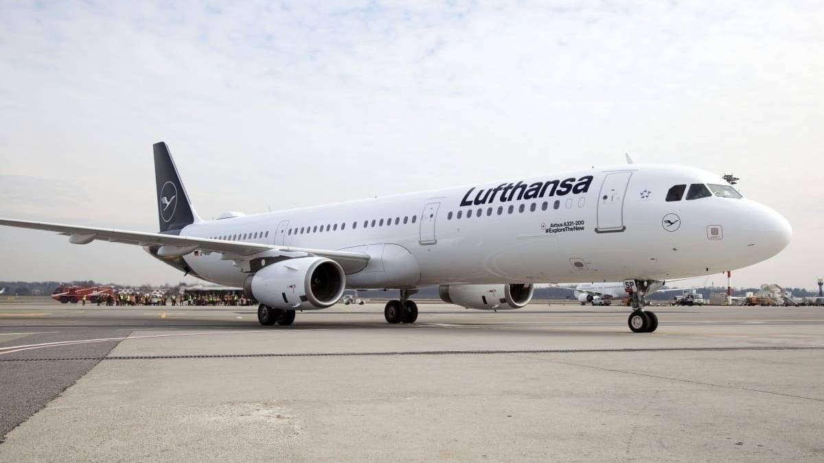 Virus Fear Effectively Grounds 150 Lufthansa Group Aircraft
