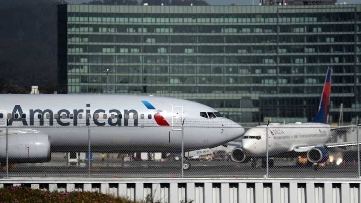 Delta And American Follow United In Scrapping Change Fees