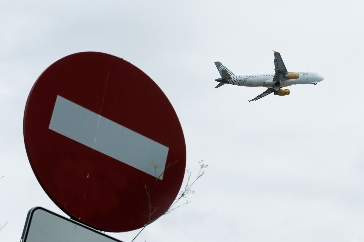 The Netherlands To Ban High-Risk International Flights Until April 10th