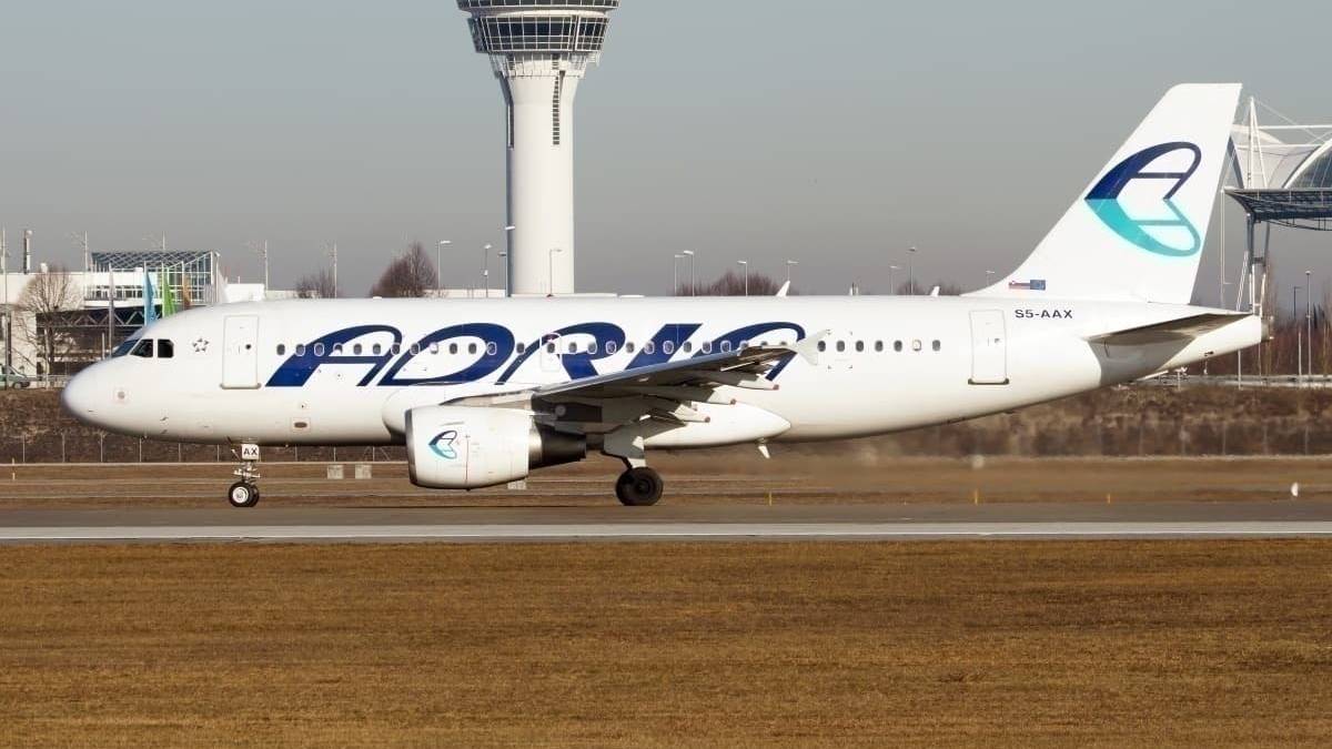 Bankrupt Adria Is Selling 20 Aircraft Models For €1500 To Raise Funds