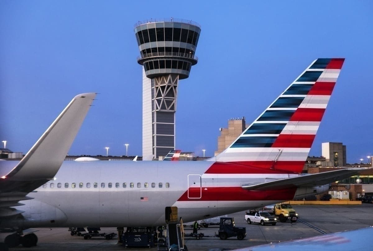 American Airlines Pilot Tests Positive For Coronavirus