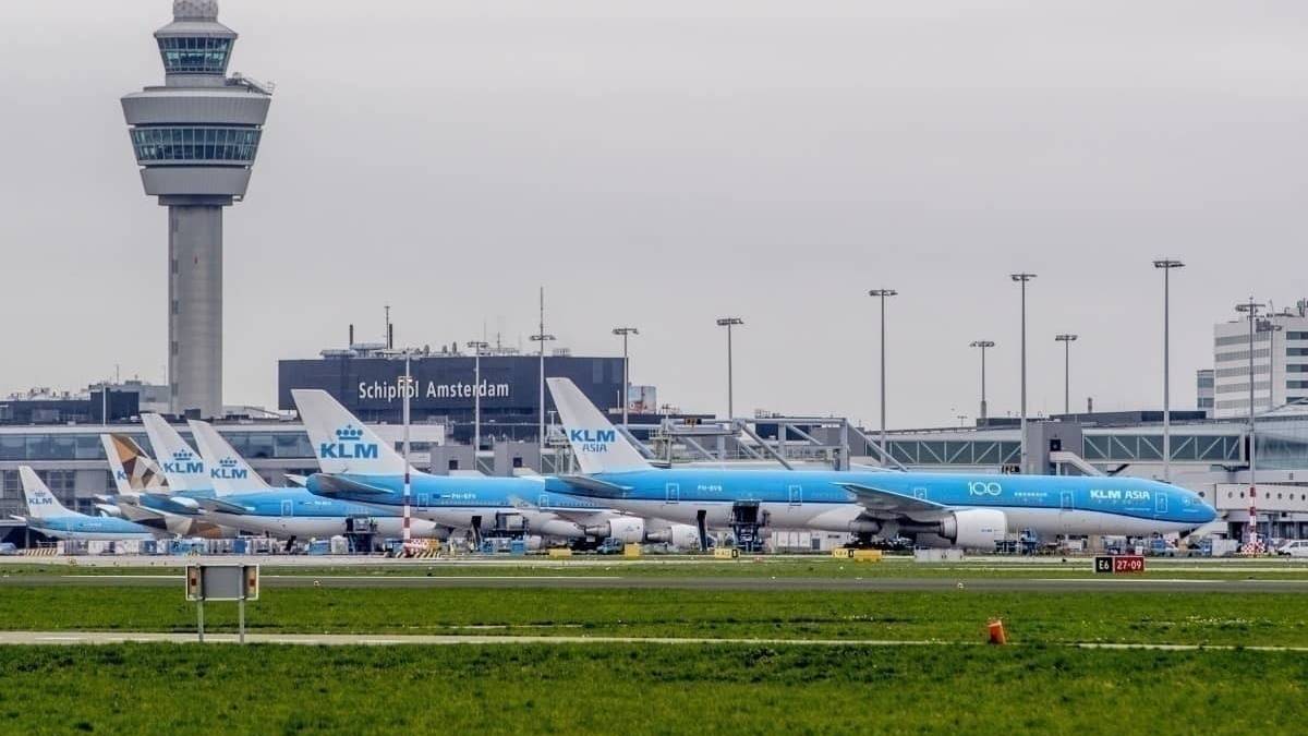 Amsterdam Schiphol Puts Brakes On New Terminal