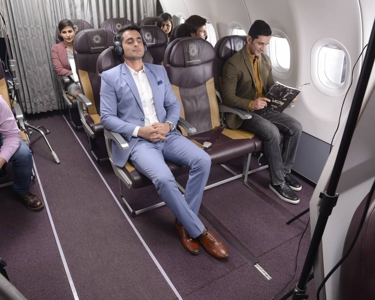Surveys Show Americans Are Willing To Pay More For Empty Middle Seats