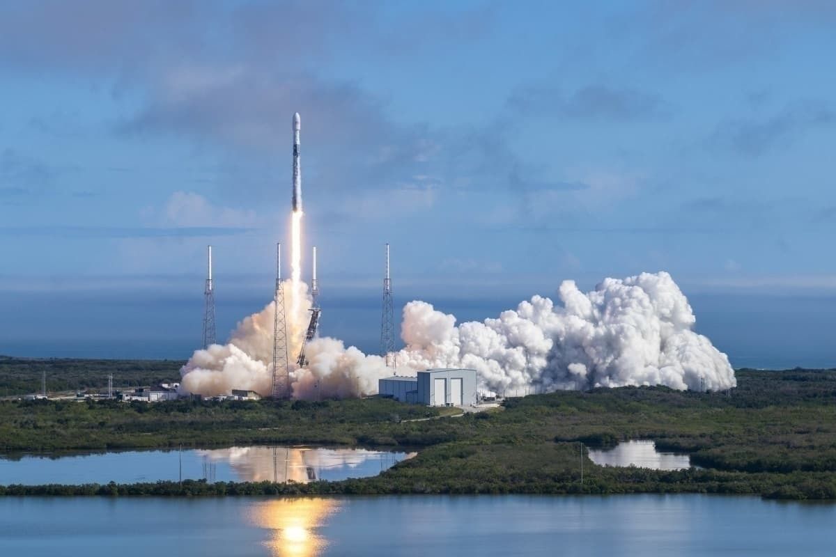 Why Space Launches Are Causing Florida Flight Delays