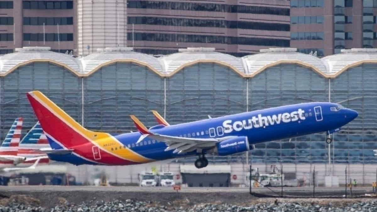 Southwest CEO Considers Selling Fewer Aircraft Seats