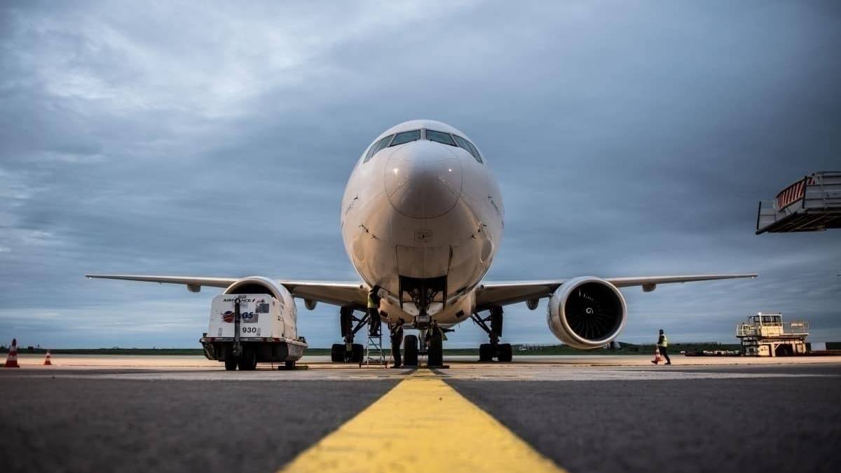 Air Zimbabwe Flies Boeing 777 To Maintenance After 3 Months On The Ground