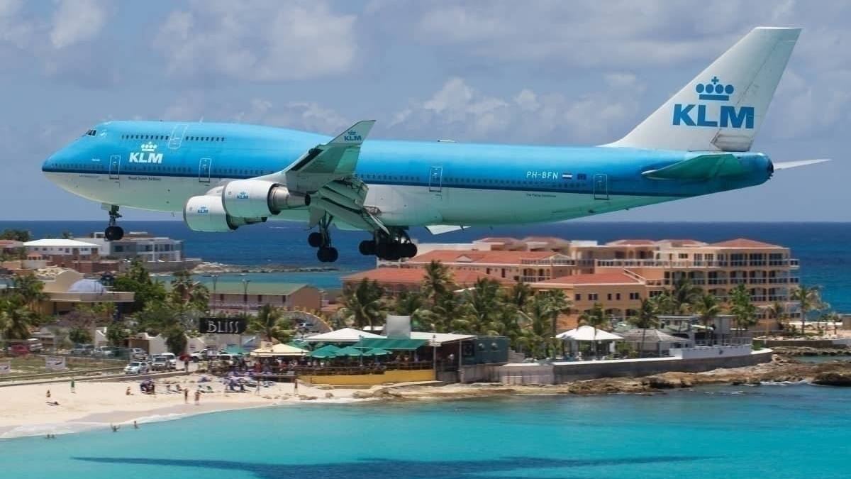 Could Planes Like The 747 Combi Make A Comeback?