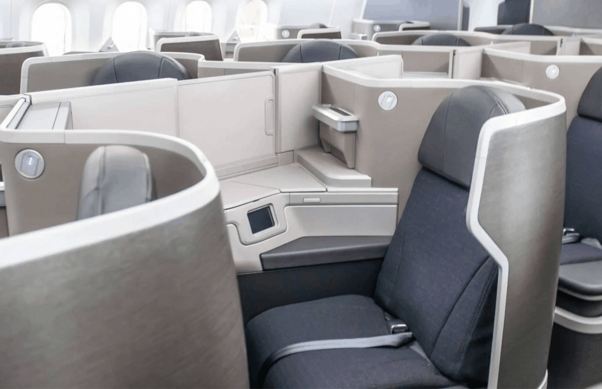 American Airlines Unveils Its New Boeing 787 Business Class Seat