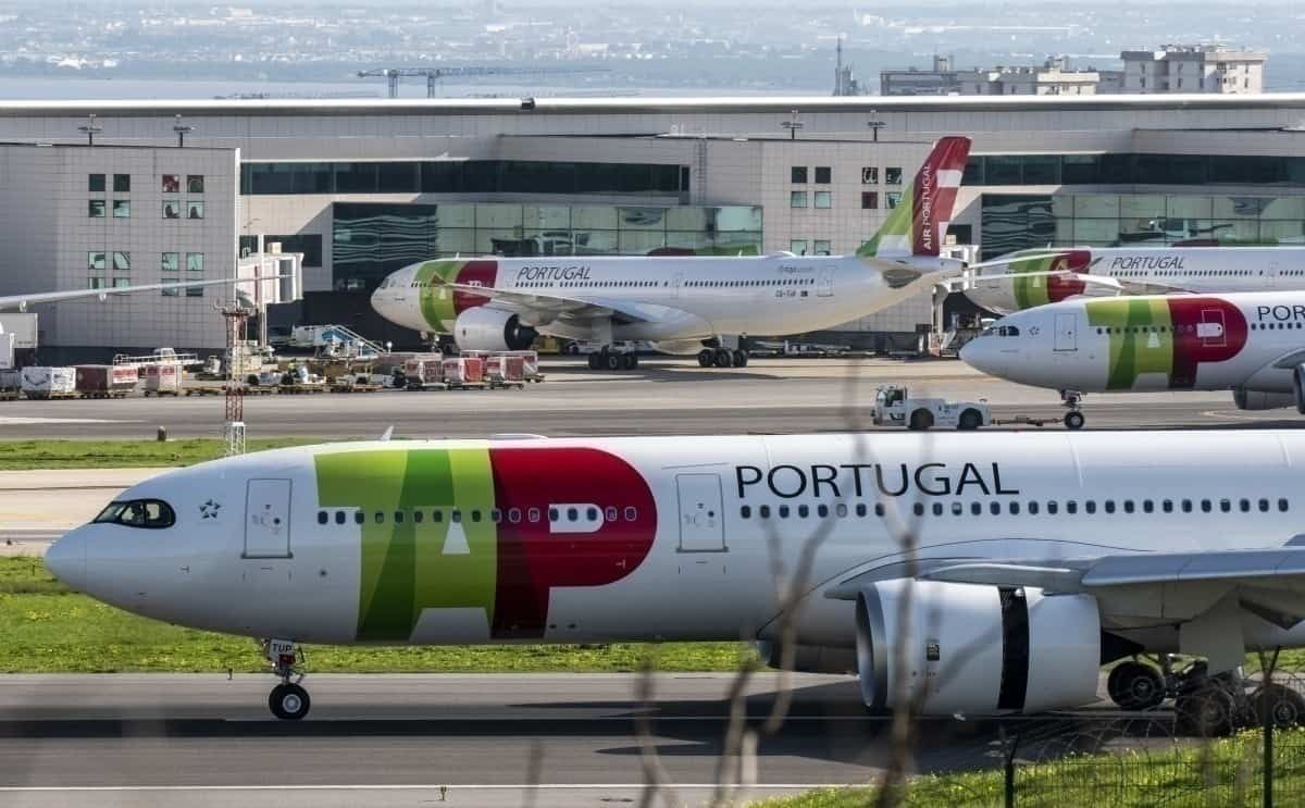 Portugal Shuts Down Commercial Flights During Easter