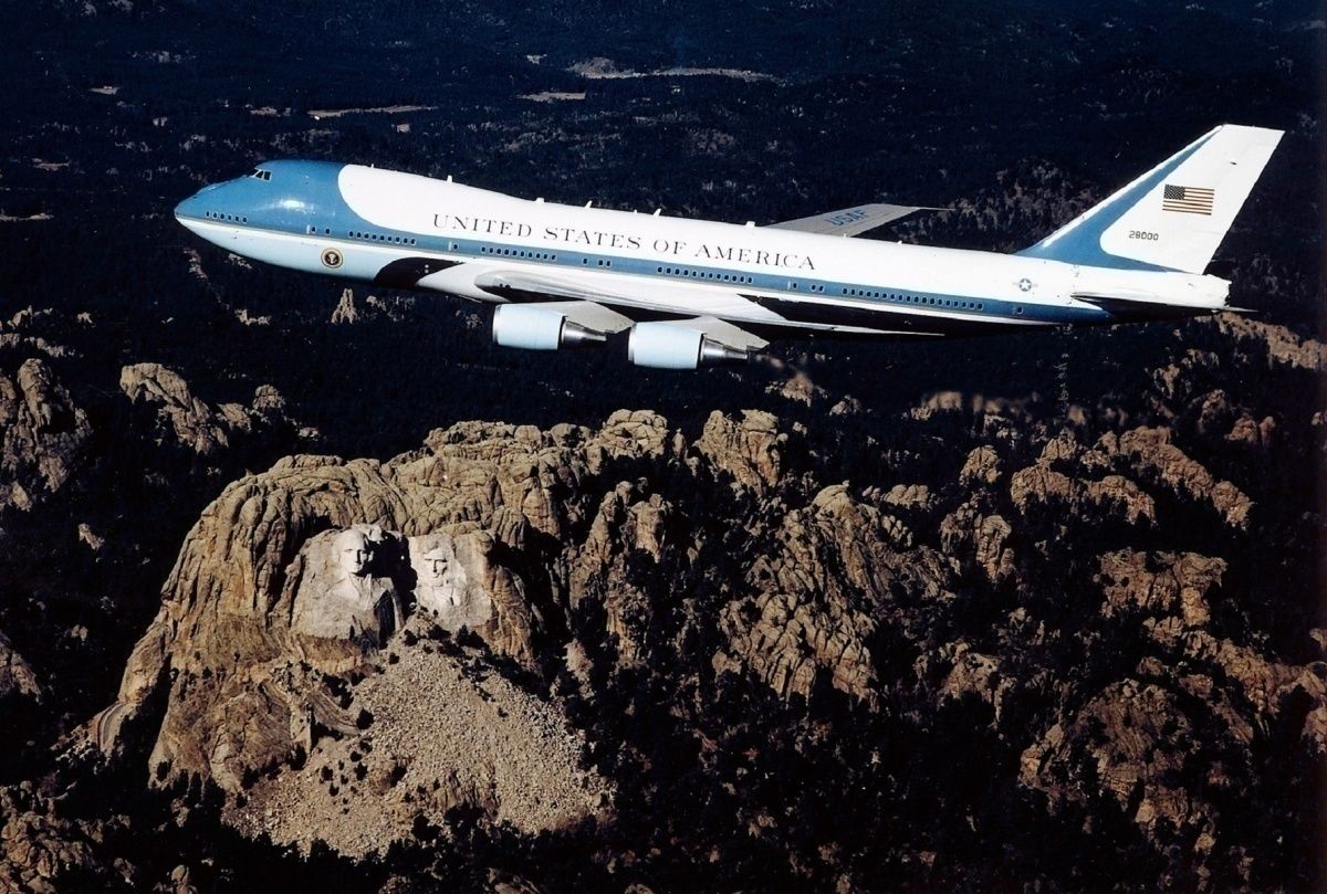 The New Air Force One Boeing 747 Flight Manual Costs A Crazy $84m