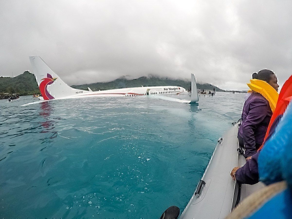 What Happens If An Airplane Lands in Water?