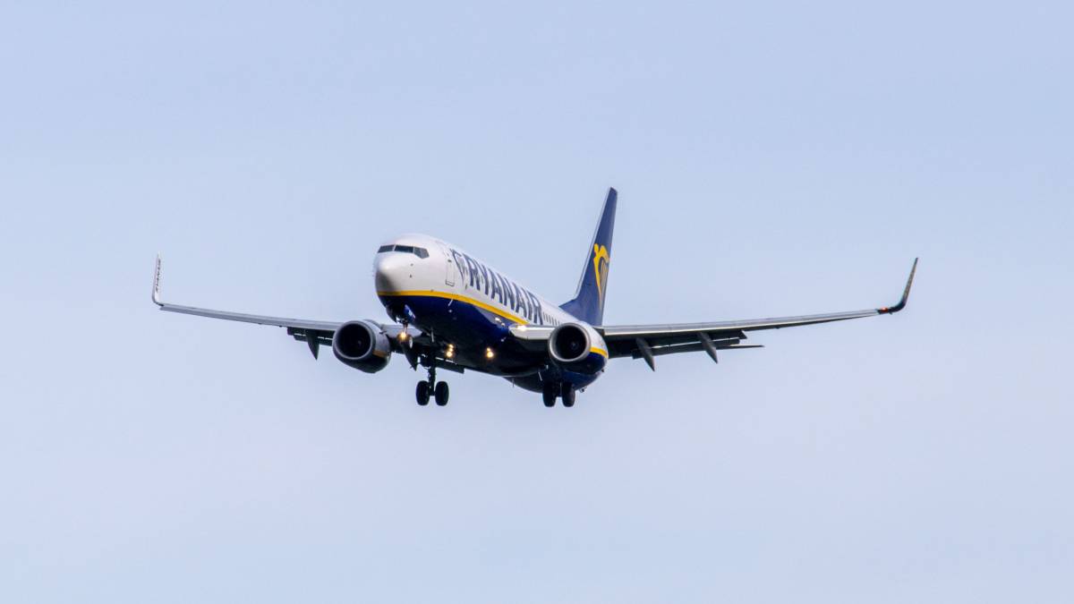 Ryanair CEO Blasts Quarantines In Favor Of Face Masks For Passengers