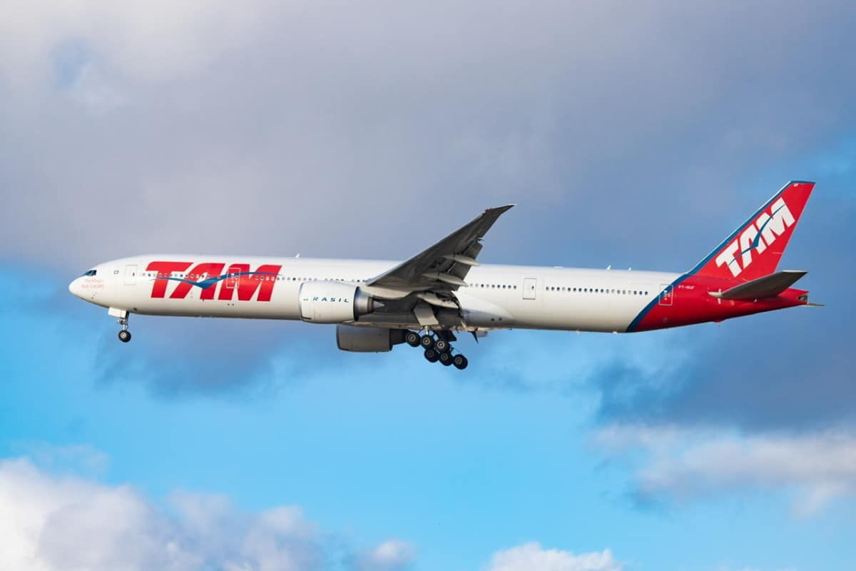 Qatar Airways Agrees On $900 Million Loan For LATAM