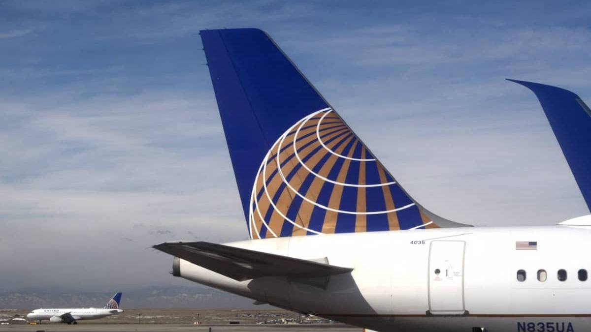 United Airlines Fined $49m Over Fraud On Postal Service Contracts