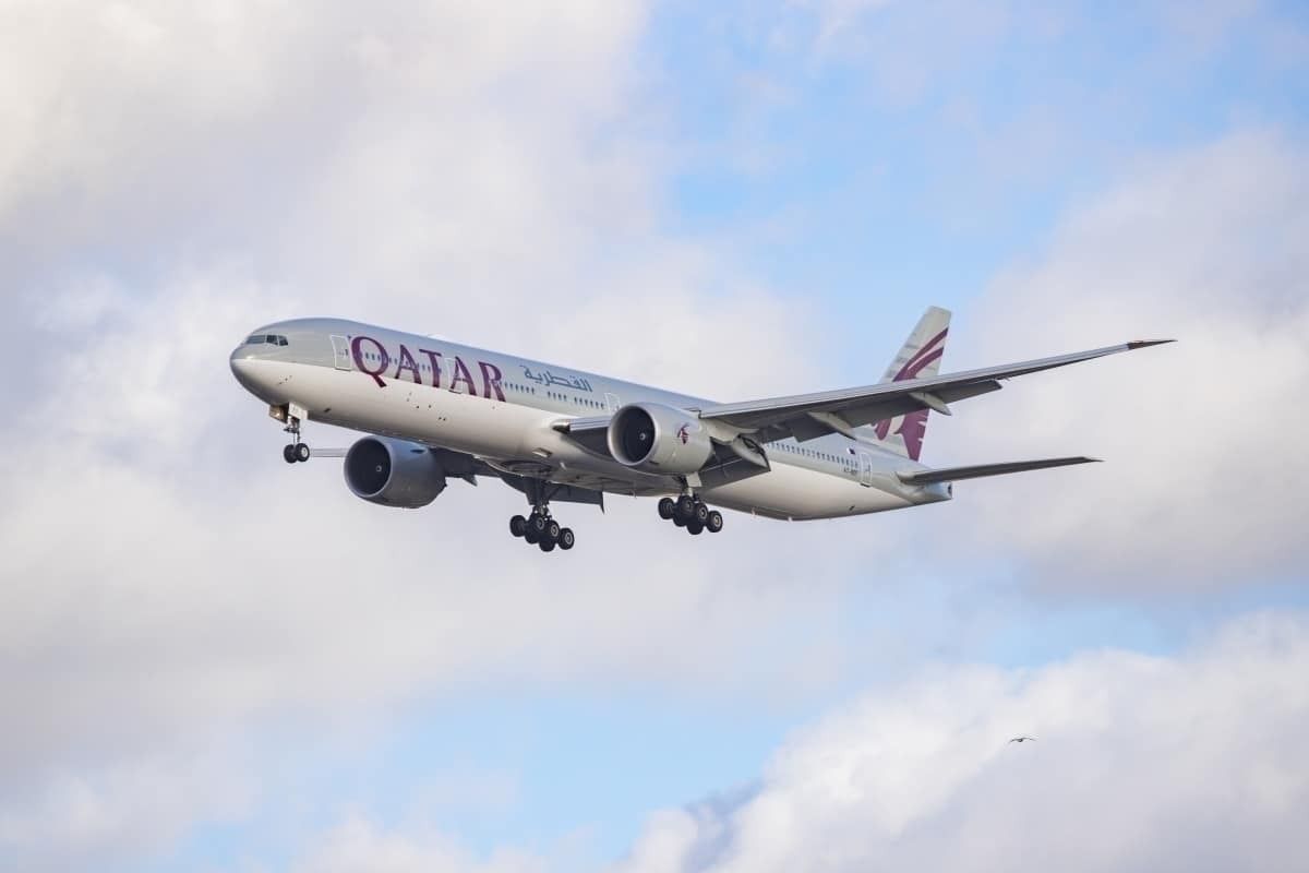Qatar Airways Boeing 777 Suffers Bird Strike In Tunis