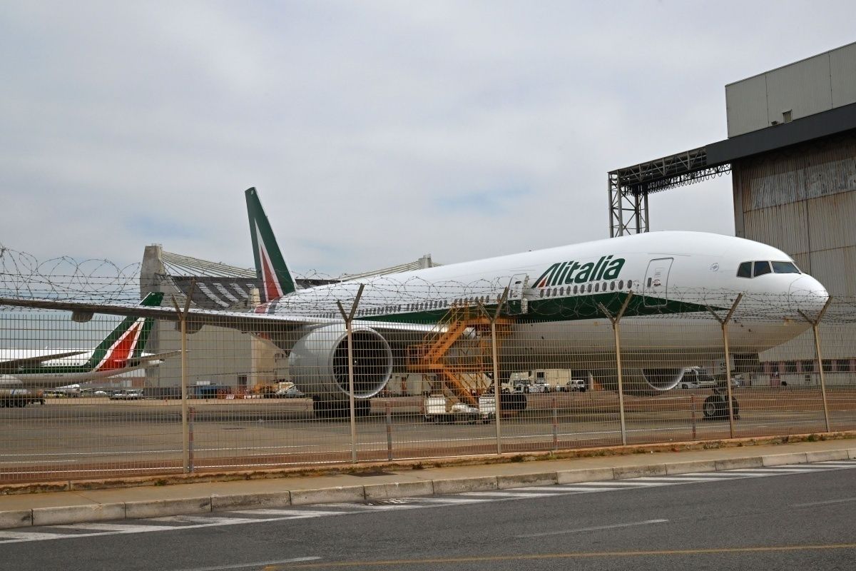 Alitalia Is Now Only Operating Short-Haul Flights