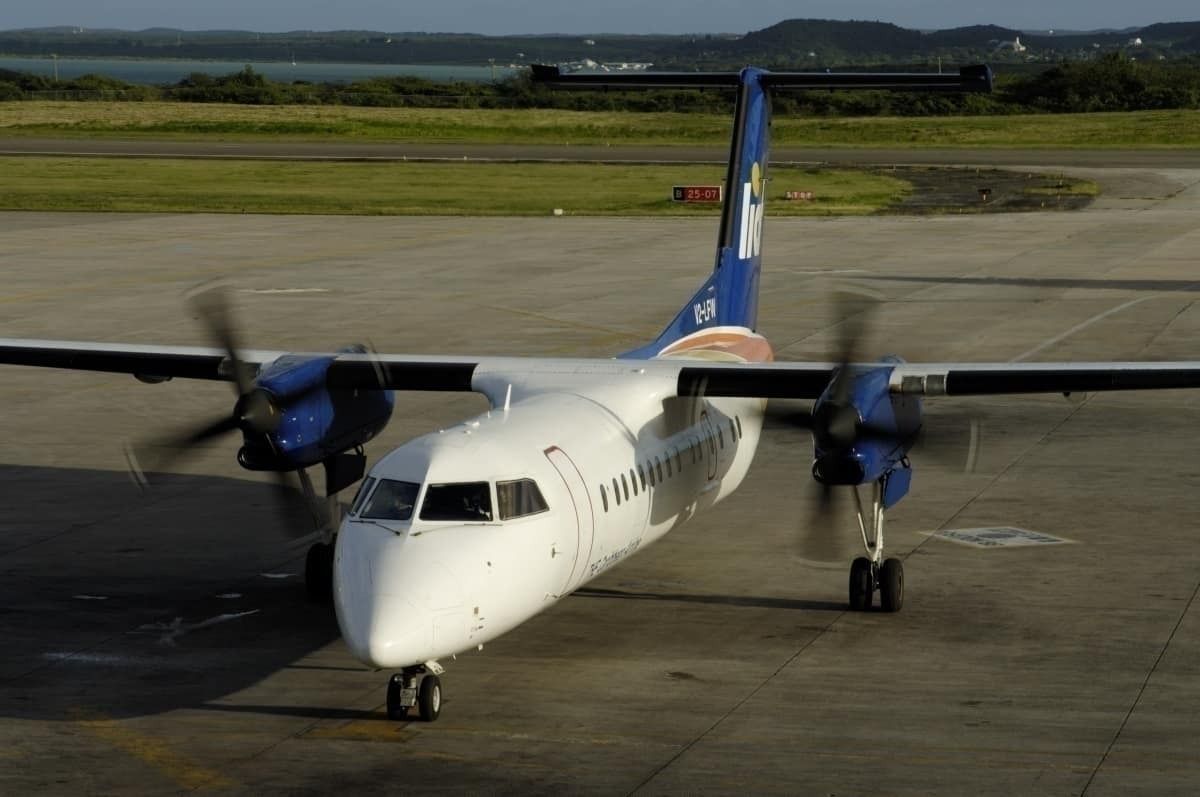 De Havilland Launches Additional Dash 8 Freighter Conversions