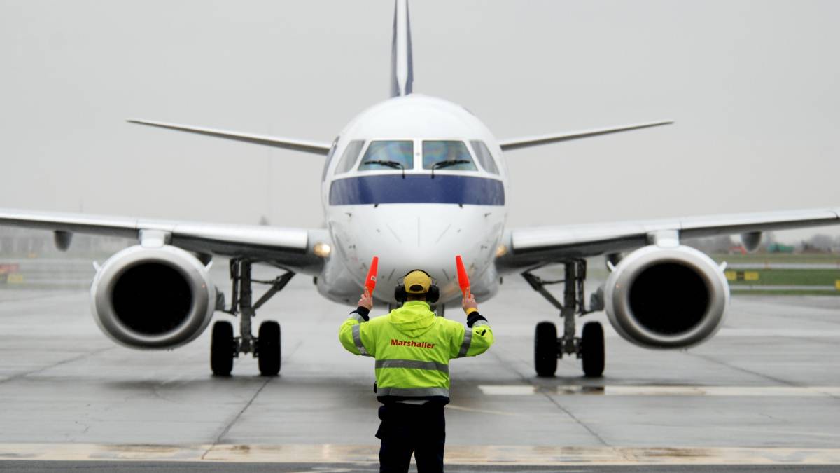 LOT Polish Airlines Announces June Domestic Flight Resumption