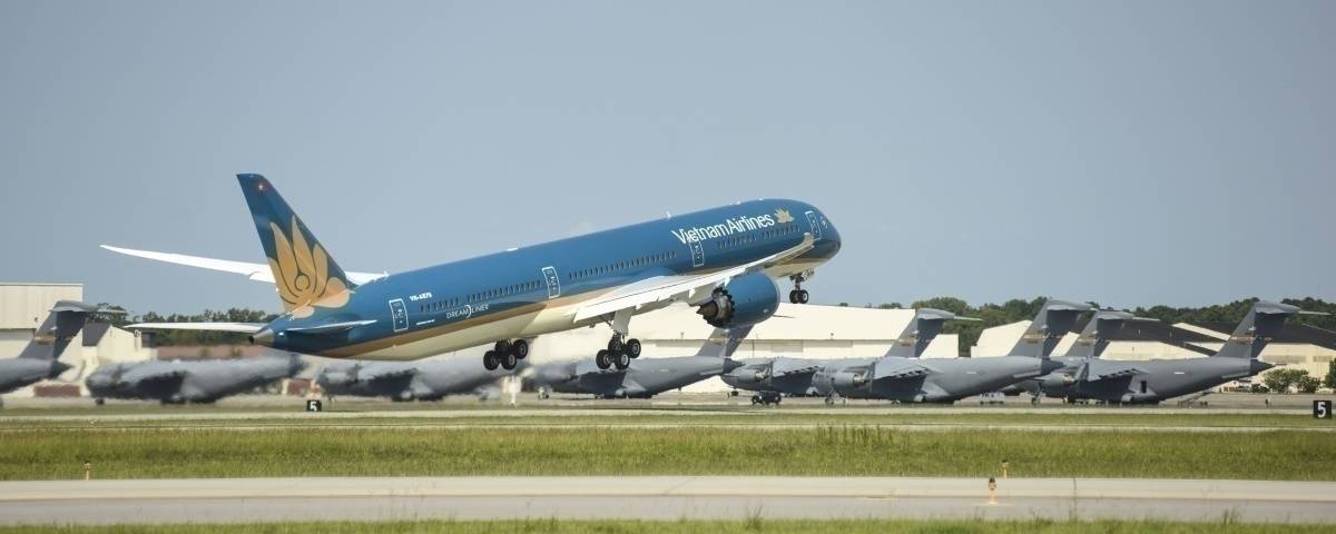 Vietnam Airlines Repatriates Over 240 Pregnant Women From Taiwan