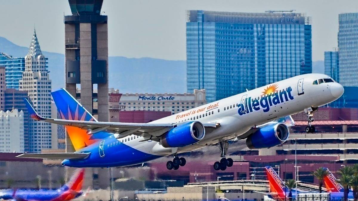 Allegiant Air Finally Requires Customers To Wear Masks