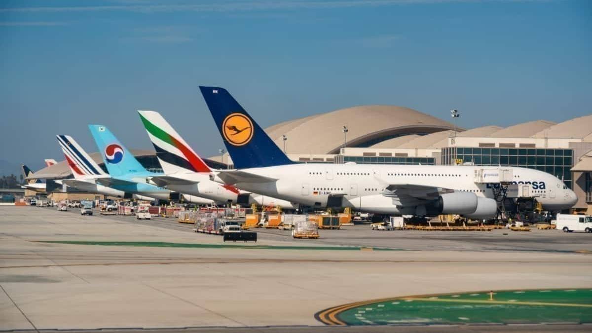 Breaking: US Will Mandate 10-Day Self-Quarantine For International Arrivals