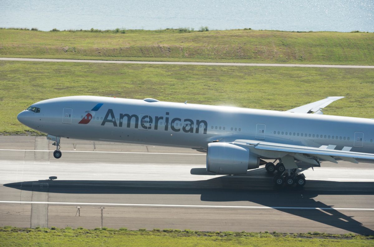 American Airlines Hands Out 1 Million Lbs Of Food To Those In Need