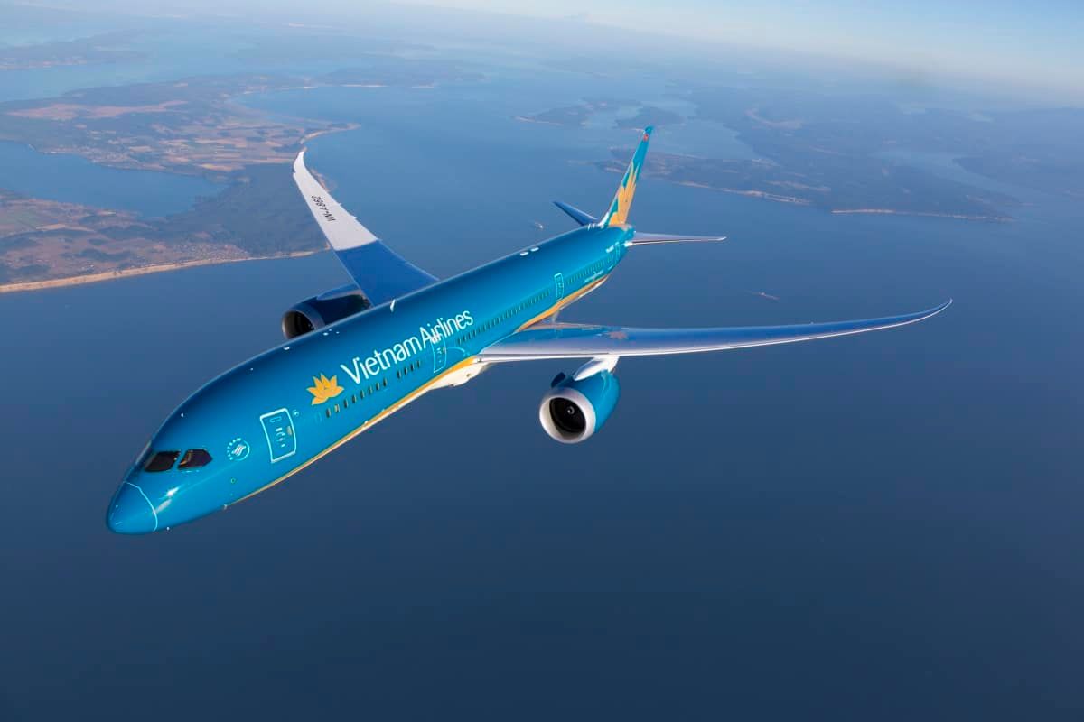 Vietnam Airlines Employee Killed By Lightning While Checking Aircraft