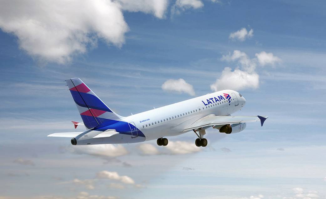 LATAM Flight Attendant Injured As A319 Makes Sudden Movement