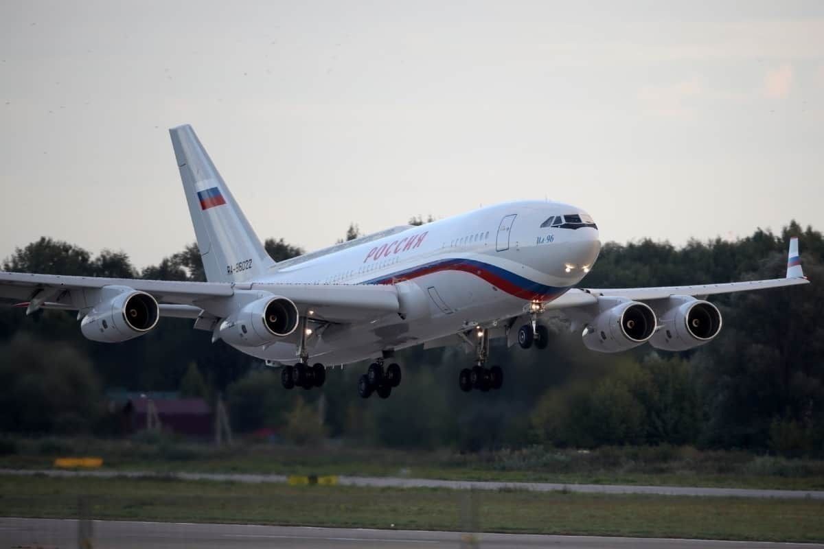 The IL-96 Vs The Airbus A340 - Which Aircraft Is Better?