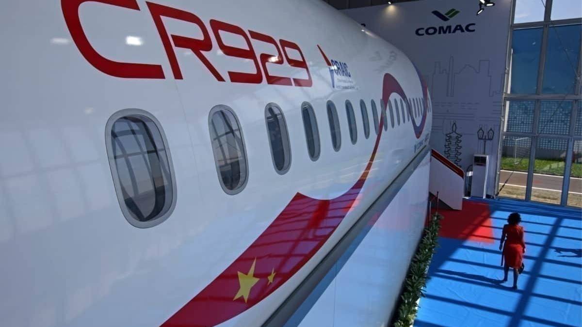 China's Answer To The Boeing 787 Faces Delay Until 2028