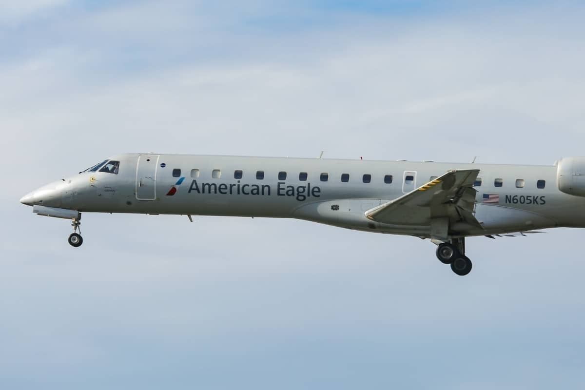Embraer ERJ145 Vs. Bombardier CRJ200 – Which Aircraft Is Better
