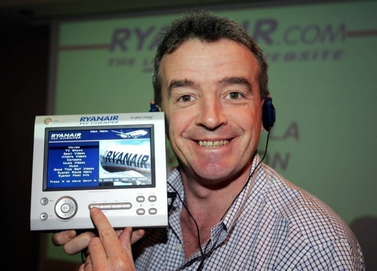 Ryanair Used To Offer IFE - Here's Why It Never Took Off