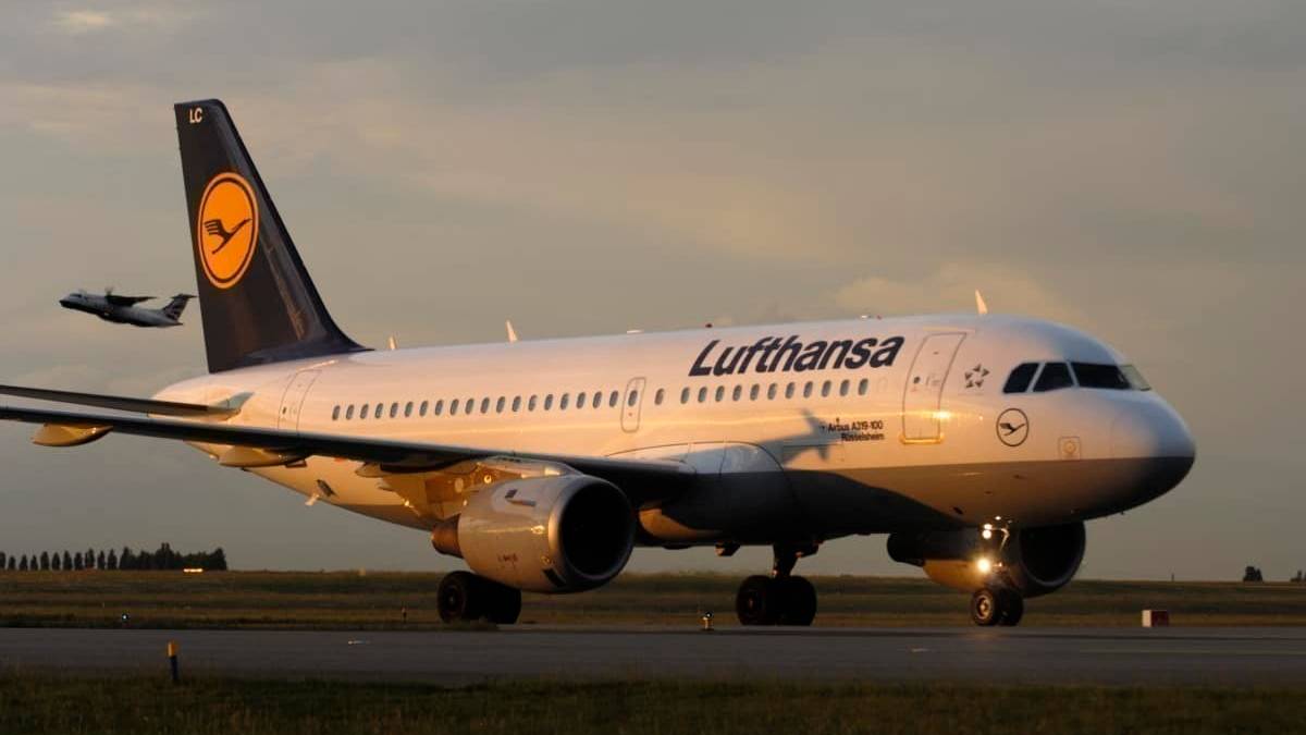Lufthansa Operates Flight 2222 To Toulouse On 22-02-2022