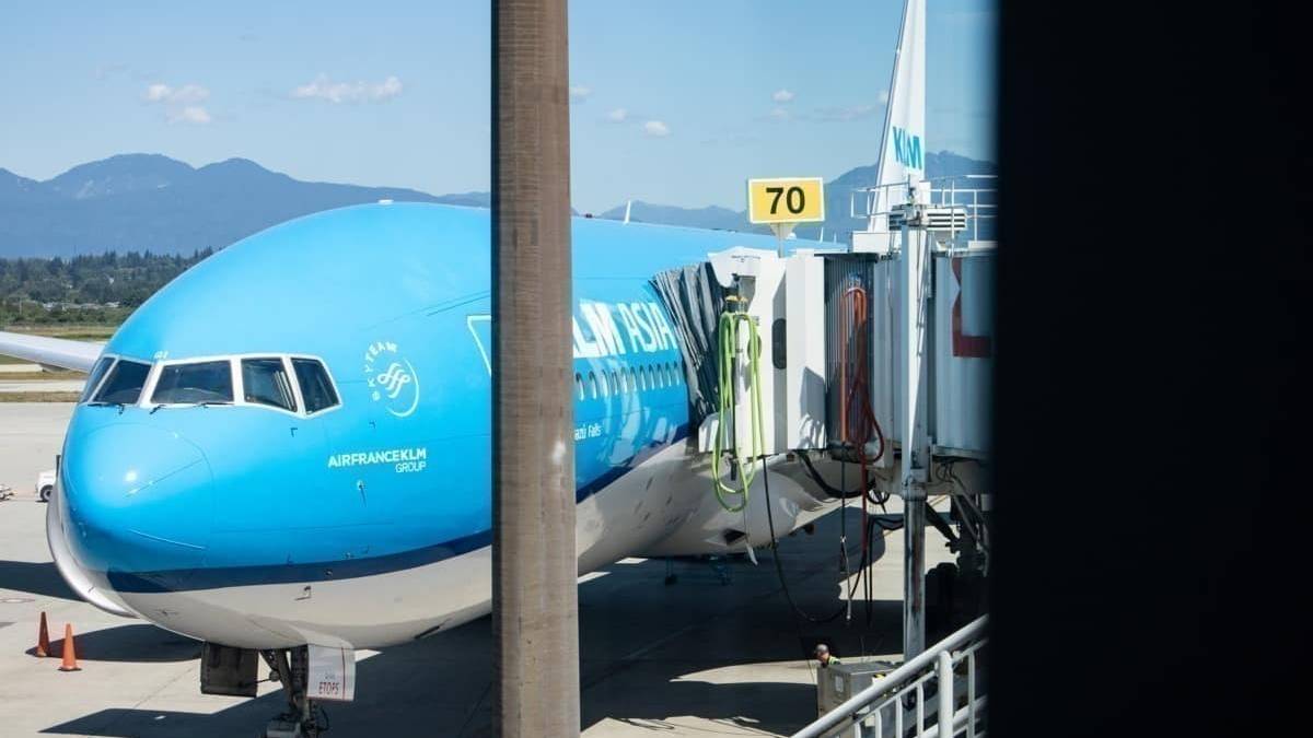 Flying KLM Long Haul During COVID-19: A Comprehensive Review