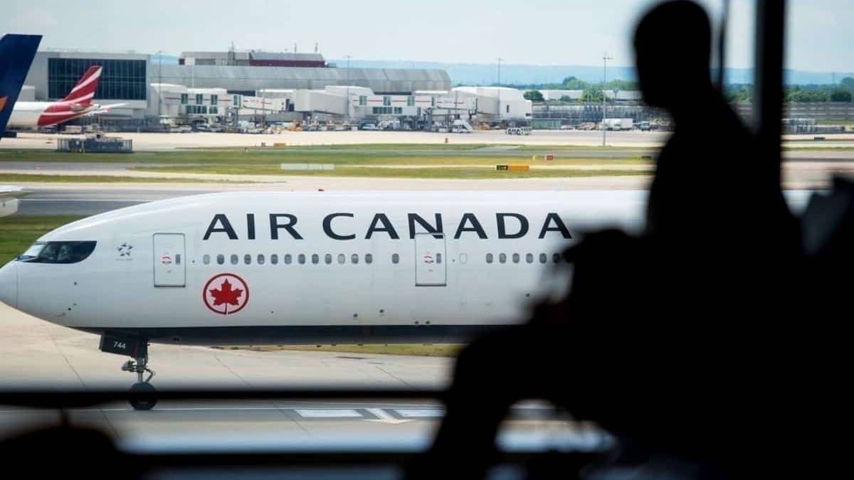 Air Canada Moves Forward With Air Transat Acquisition