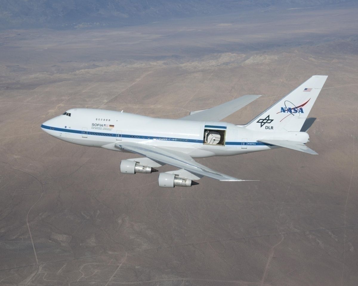 How NASA's Boeing 747 Telescope Works